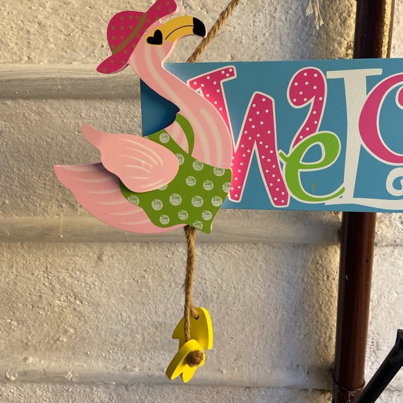 Welcome Wooden Wall Decor Plaque + 1 Hand Towel - Picture 8 of 10